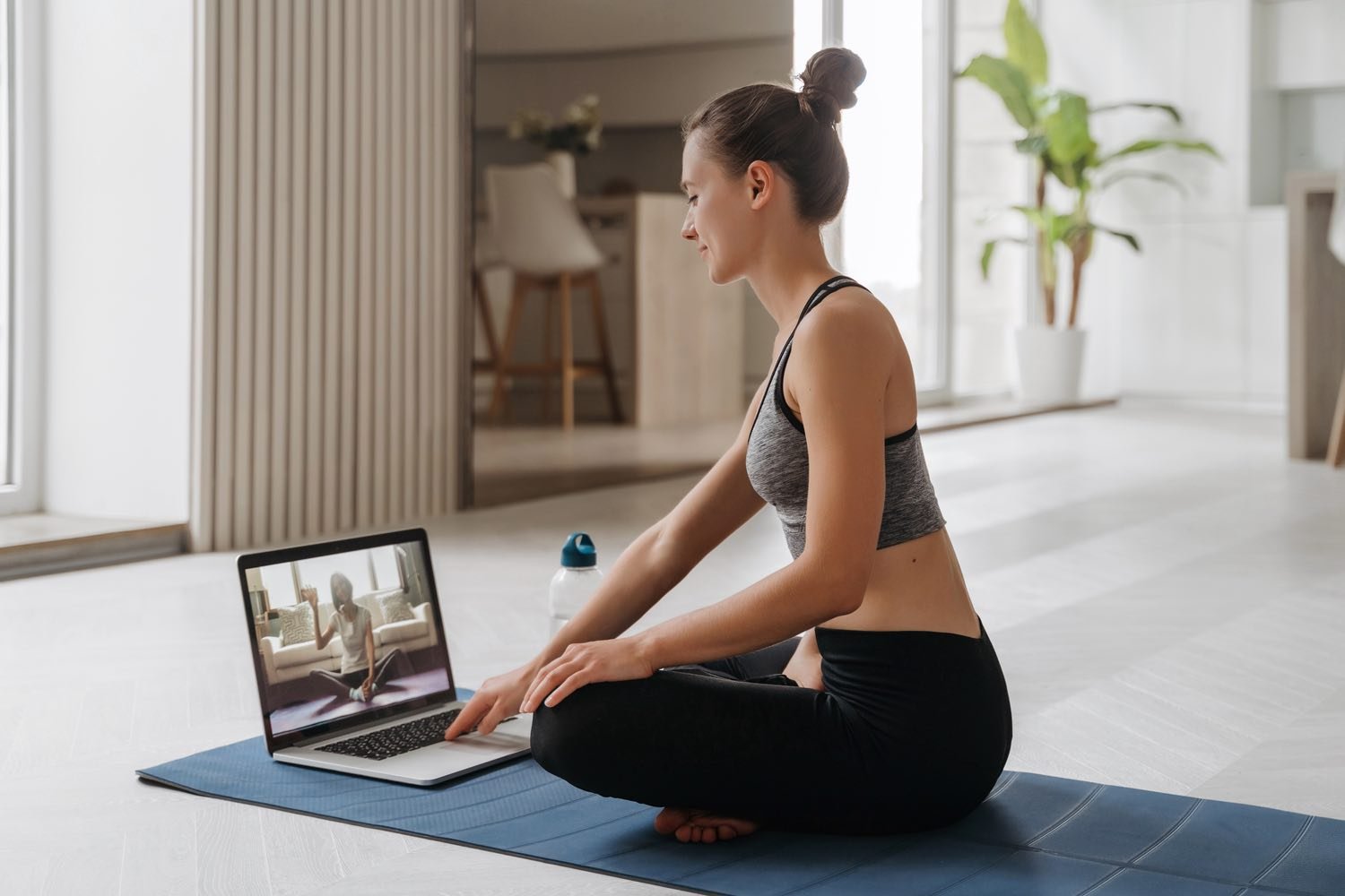 Cours de yoga en ligne